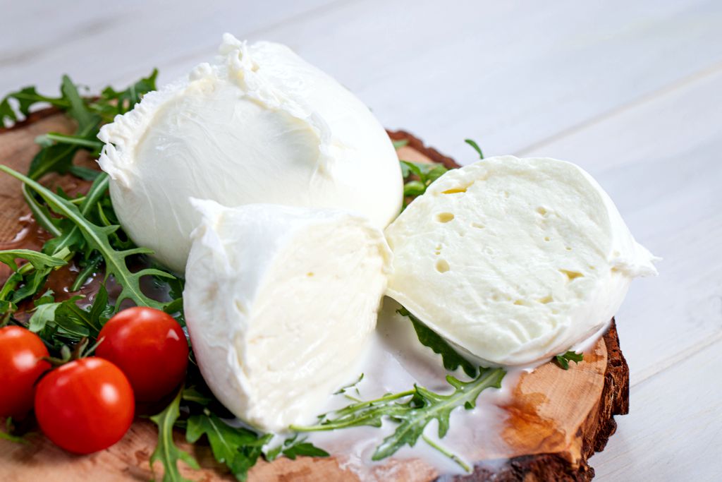 Mozzarella Di Santo di latte di Bufala